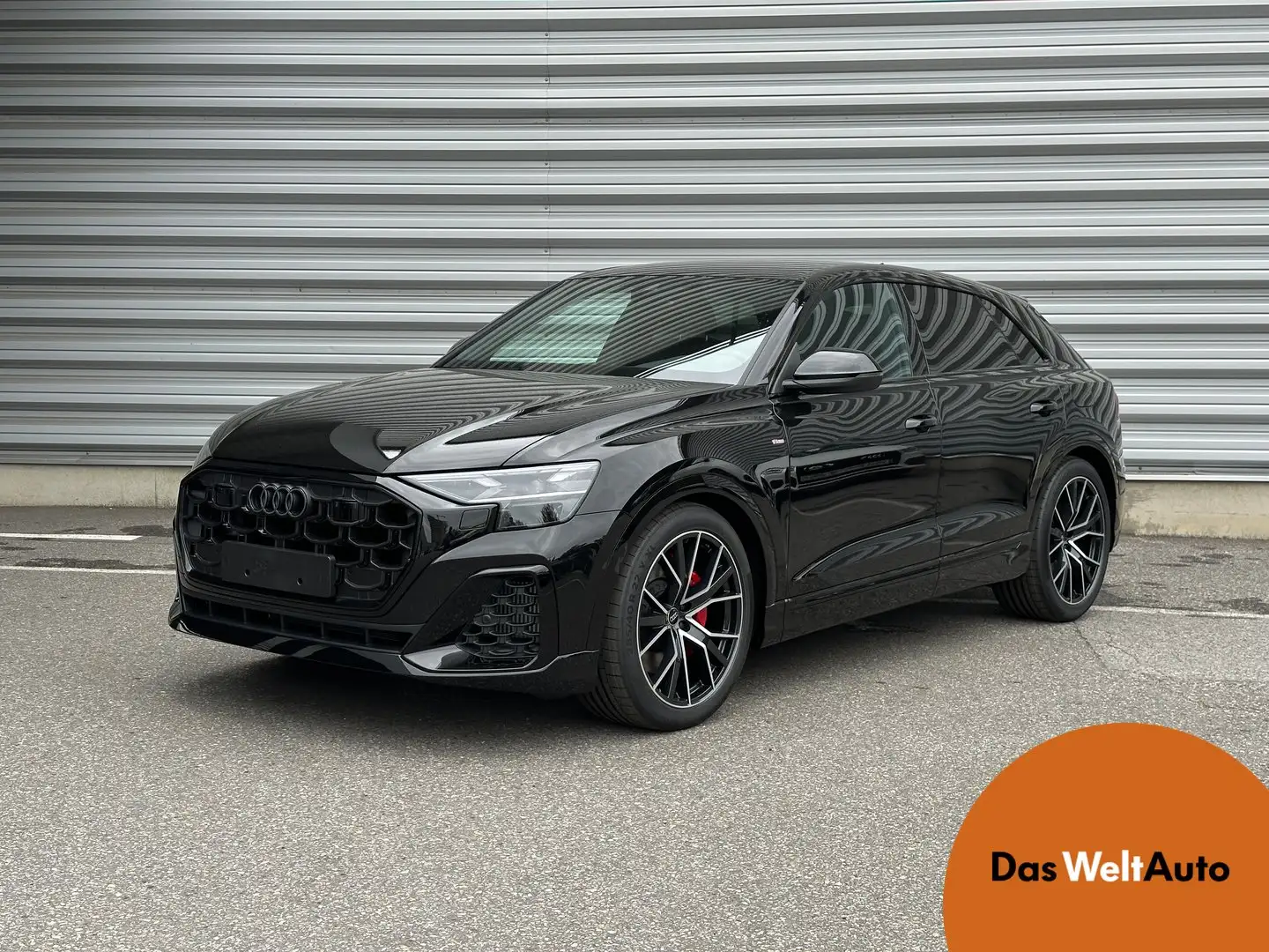 Audi Q8 TFSI e quattro 290 kW Schwarz - 1