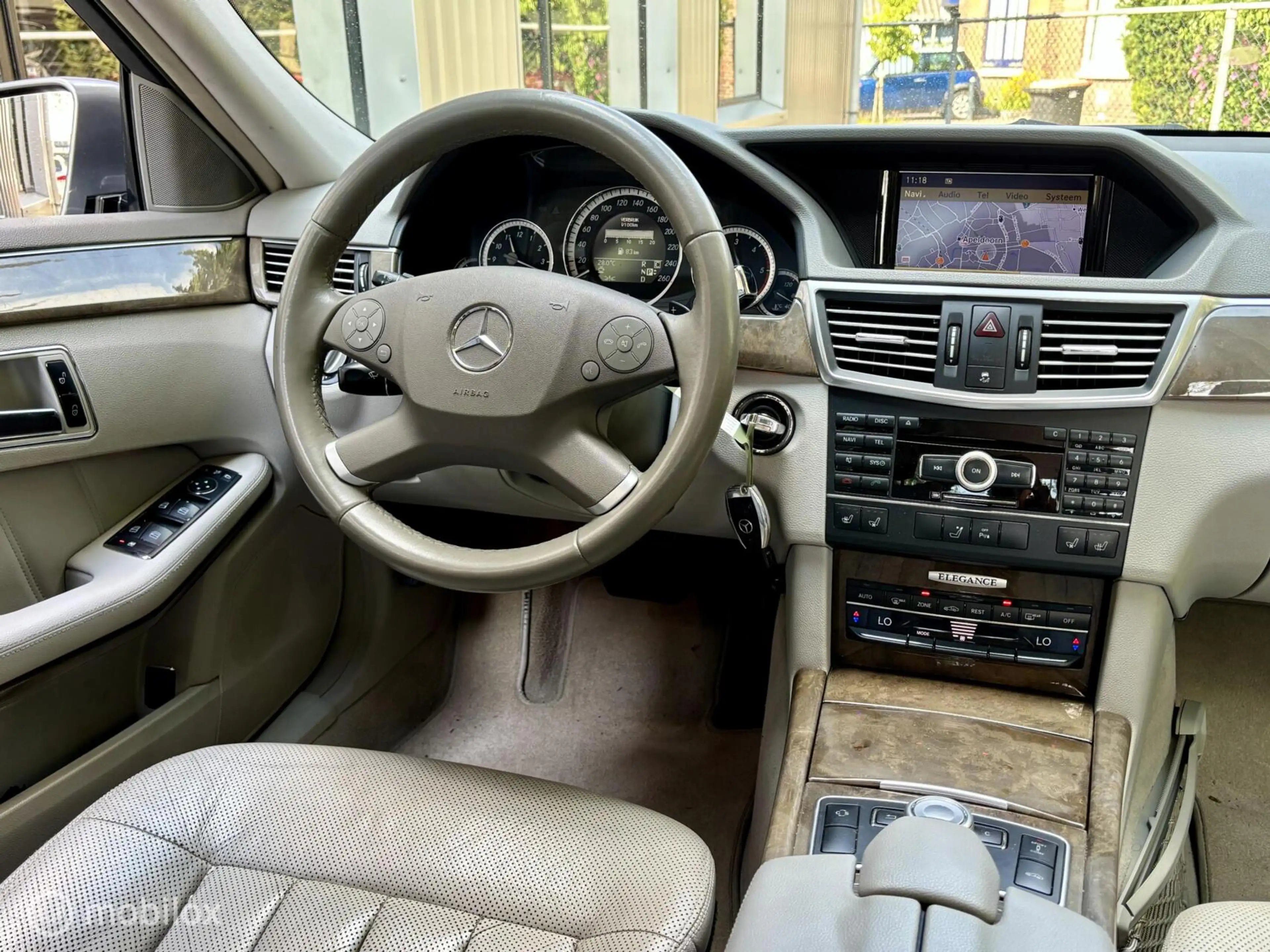 Mercedes-Benz E 350 CDI Elegance. NAVI, CAMERA, CRUISE. — photo 11