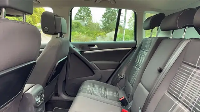 Volkswagen Tiguan view 9