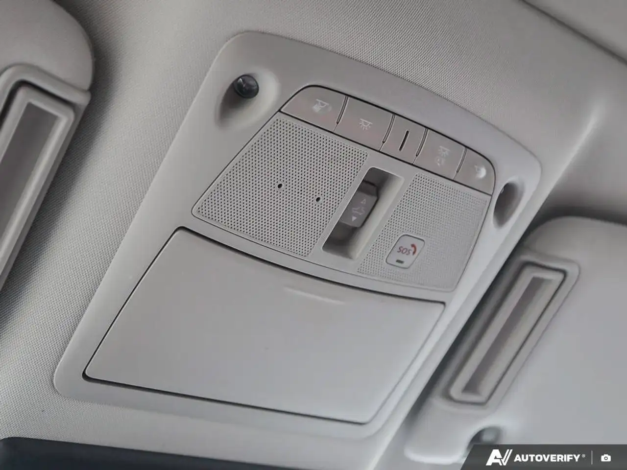 Nissan Armada снимка Nissan Armada