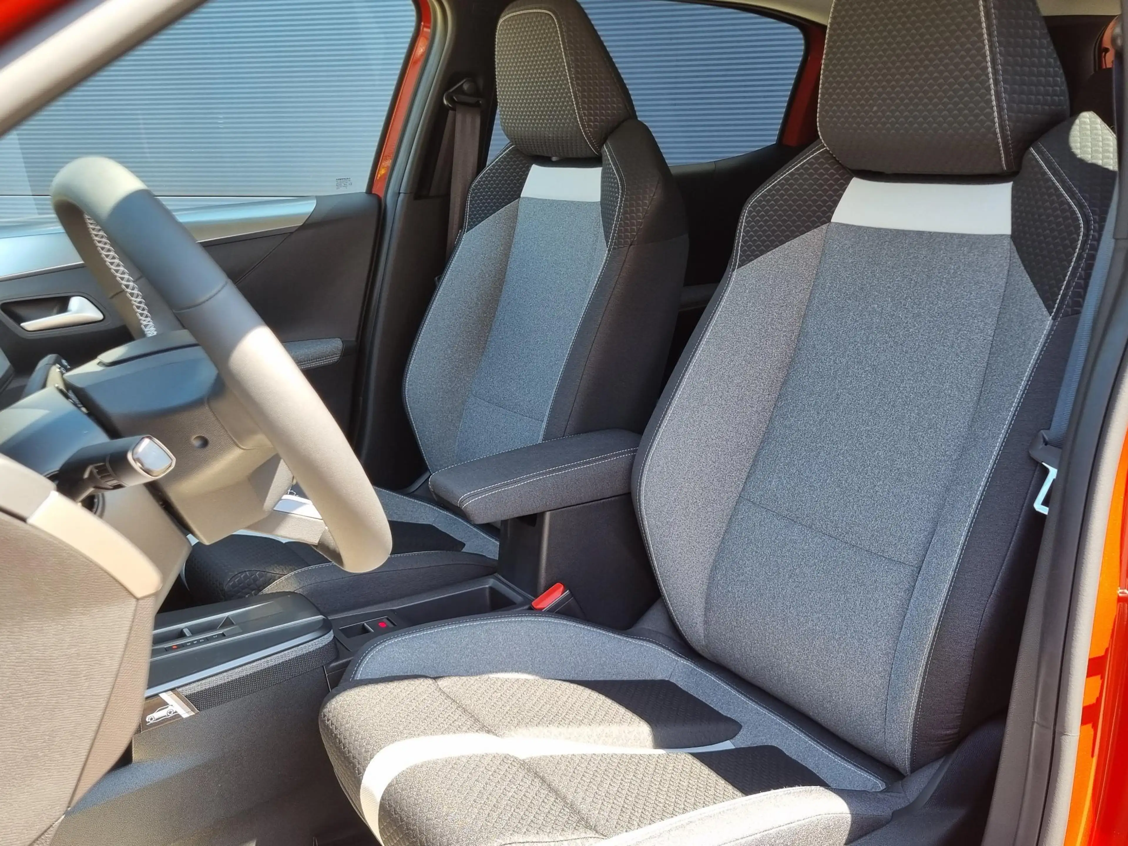 Opel Frontera Electric GS 44 kWh | Climate Control | Navigatie | — photo 10