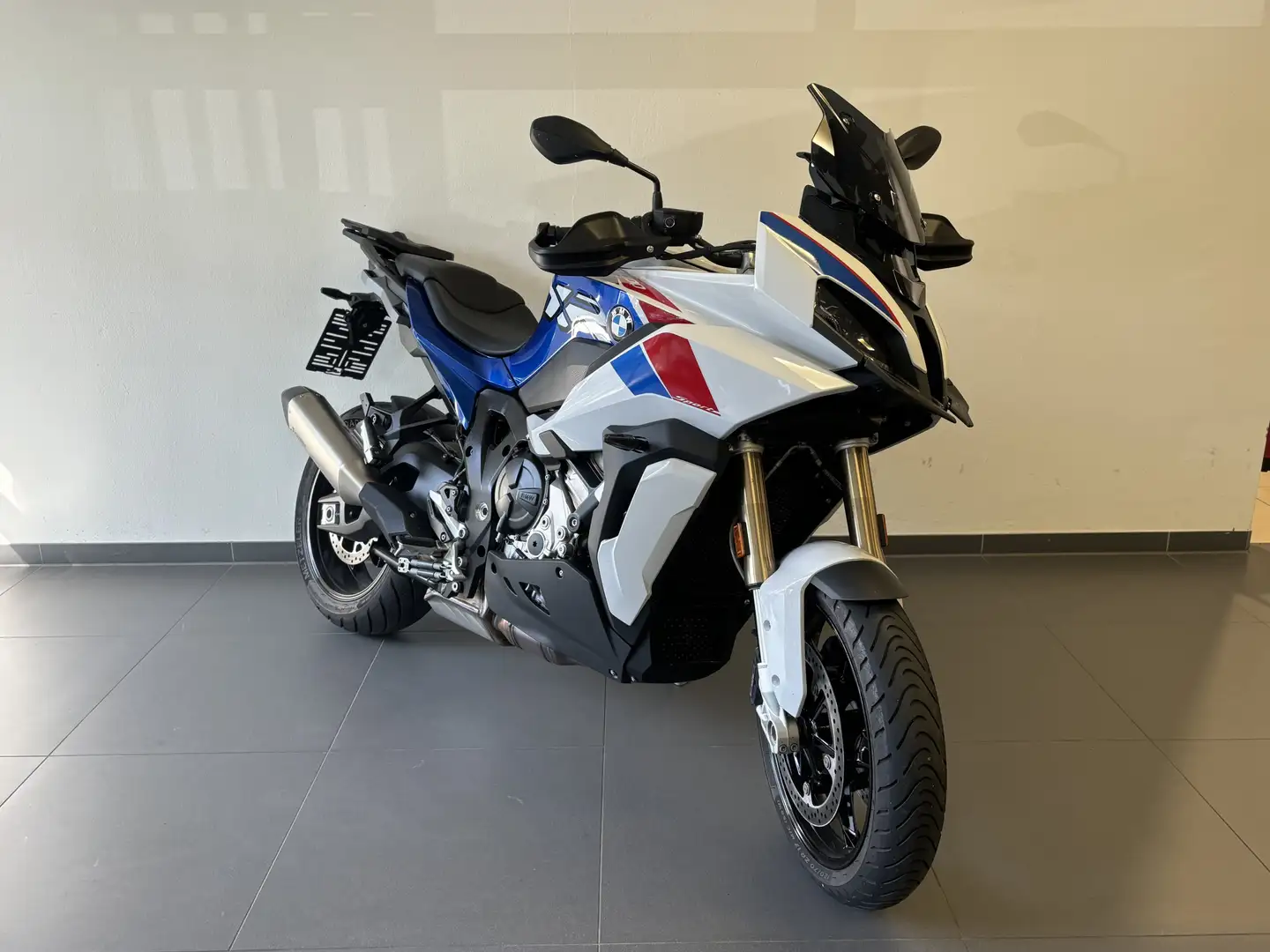 BMW S 1000 XR StyleSport*2-Pak.*M-Endur.*Akra*Garantie* Bílá - 1