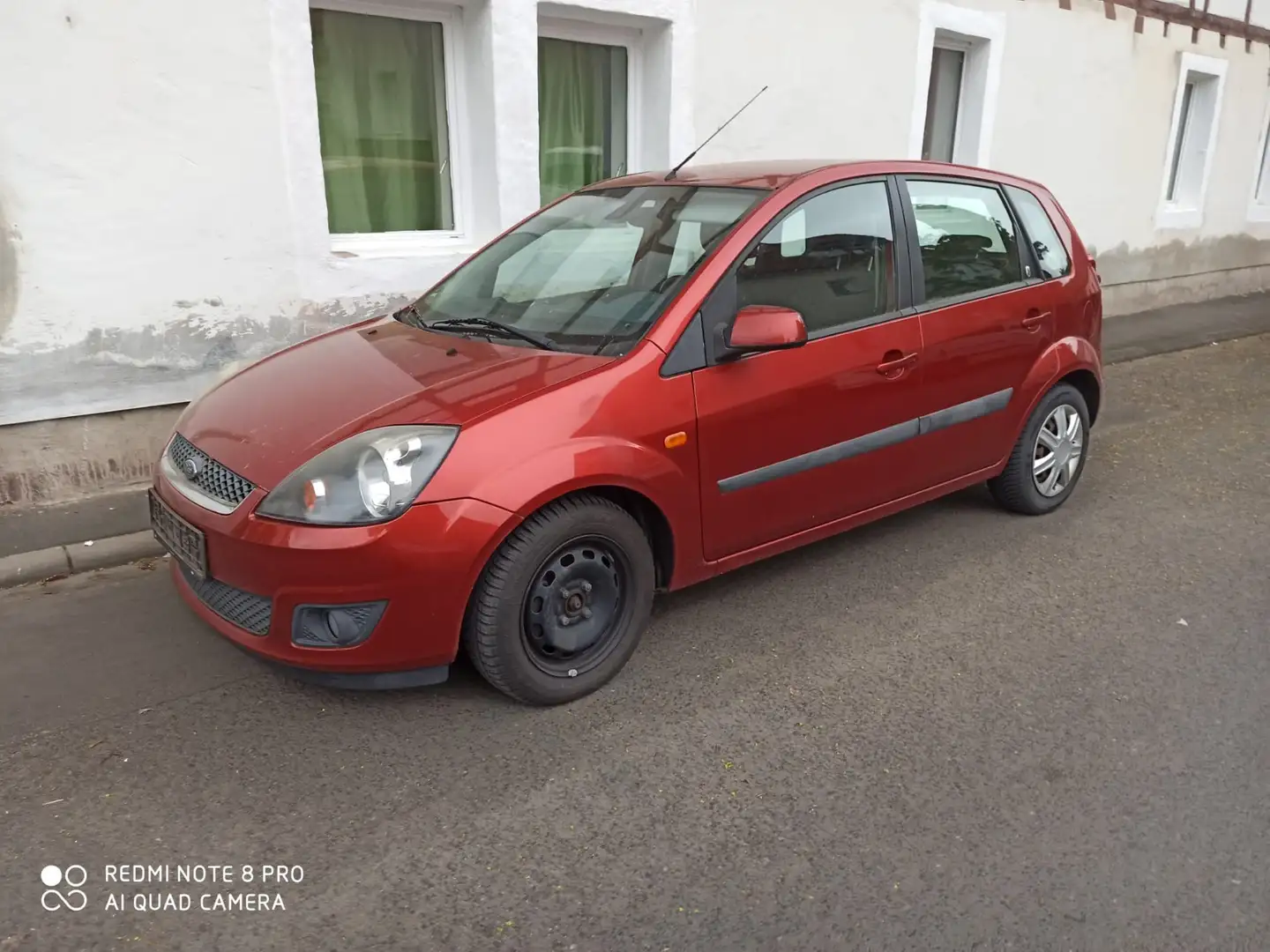 Ford Fiesta 1.6 TDCI Ambiente, 90PS Pomarańczowy - 1