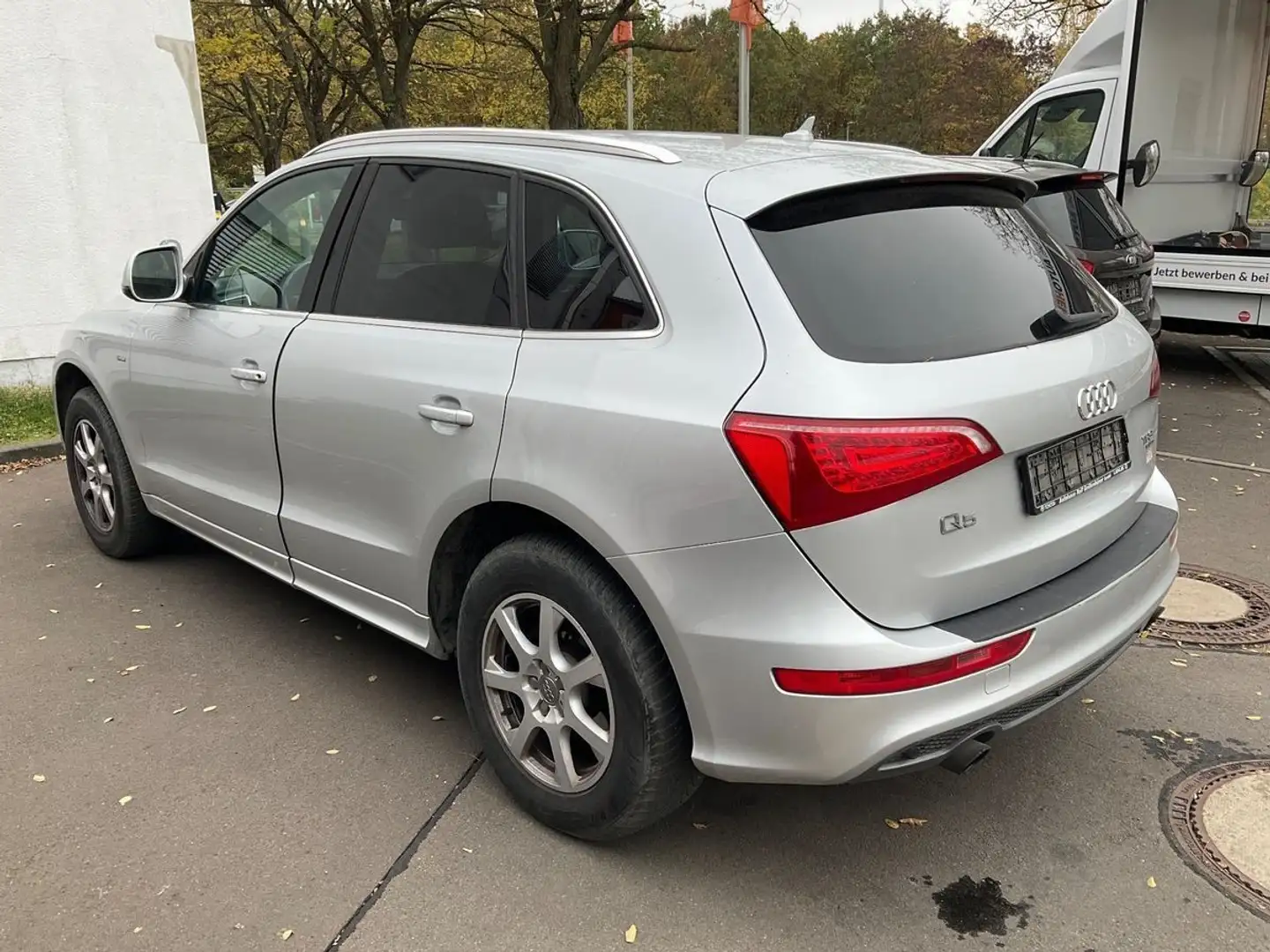 Audi Q5 2.0 TFSI (132 kW) quattro Grau - 1