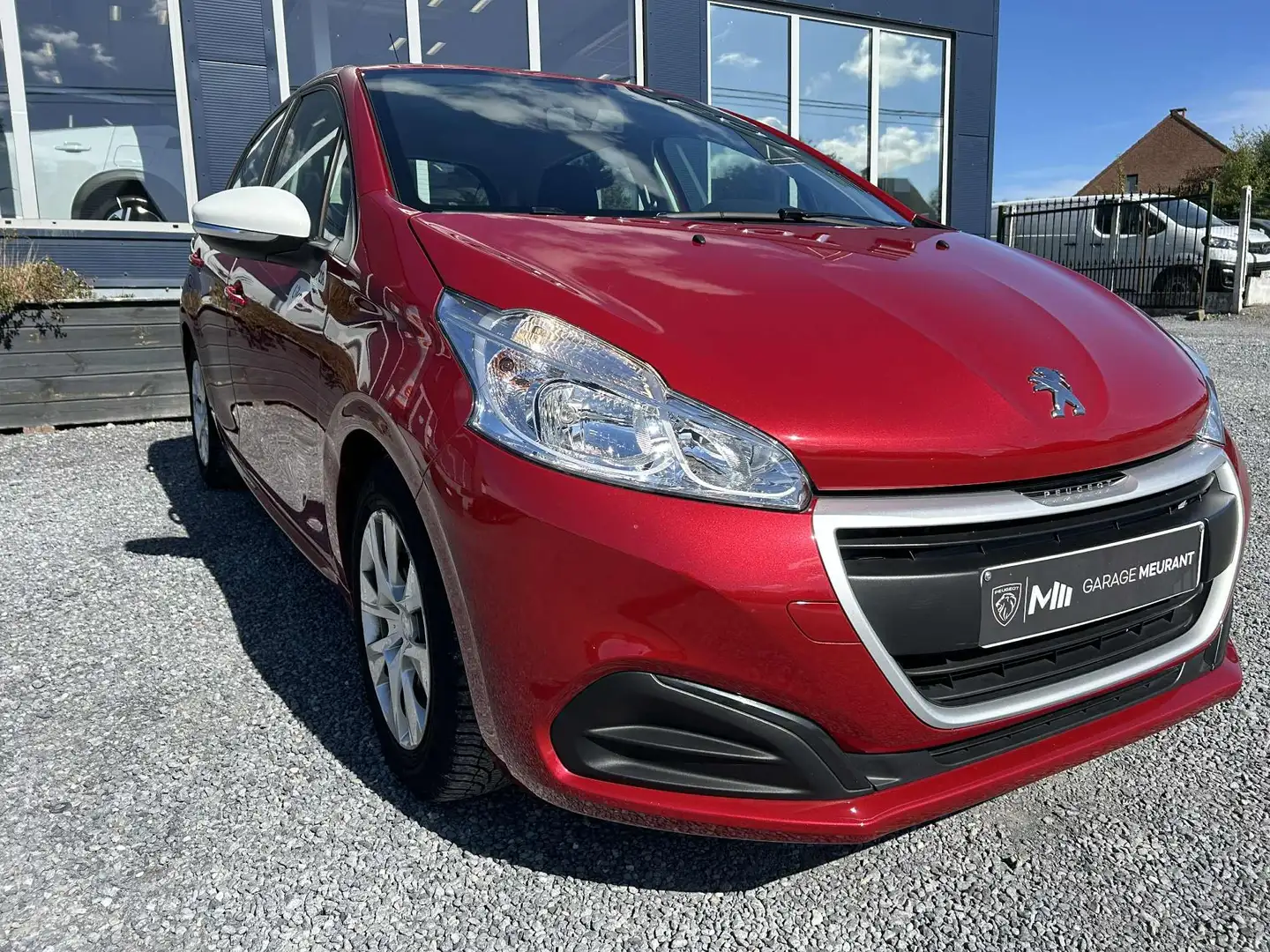 Peugeot 208 208 1.2i PureTech Like Rouge - 1