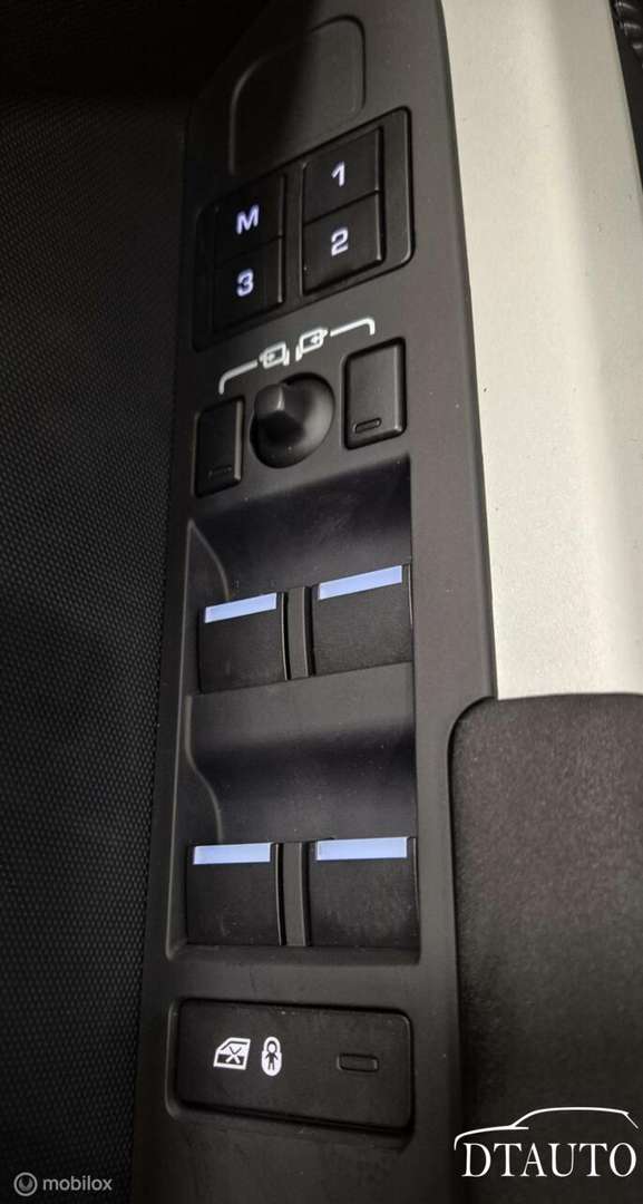 Land Rover Defender SE D250 - 2023 - Joinsteer - #12