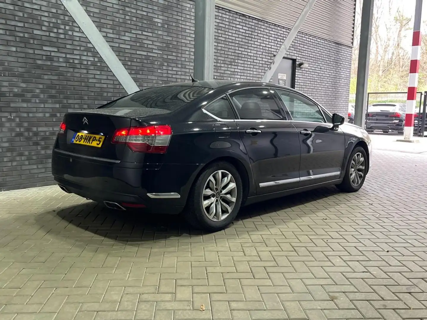 Citroen C5 3.0 V6 Exclusive | Automaat | Getint Glas | Leder Negro - 2