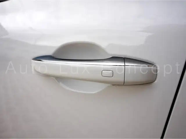 Renault Megane view 13