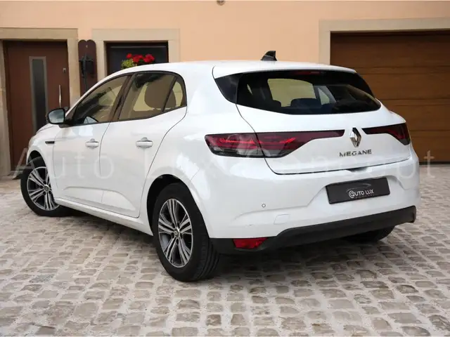 Renault Megane view 4