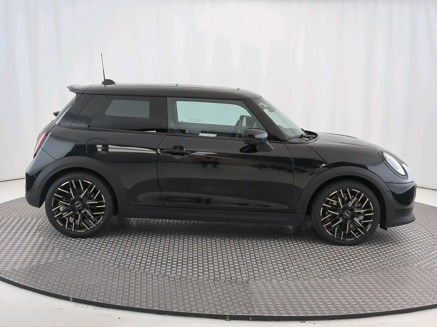 MINI Cooper S Favoured Noir - 2