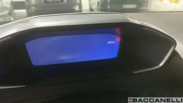 Peugeot 2008 view 14
