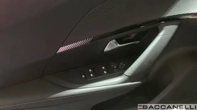 Peugeot 2008 view 13