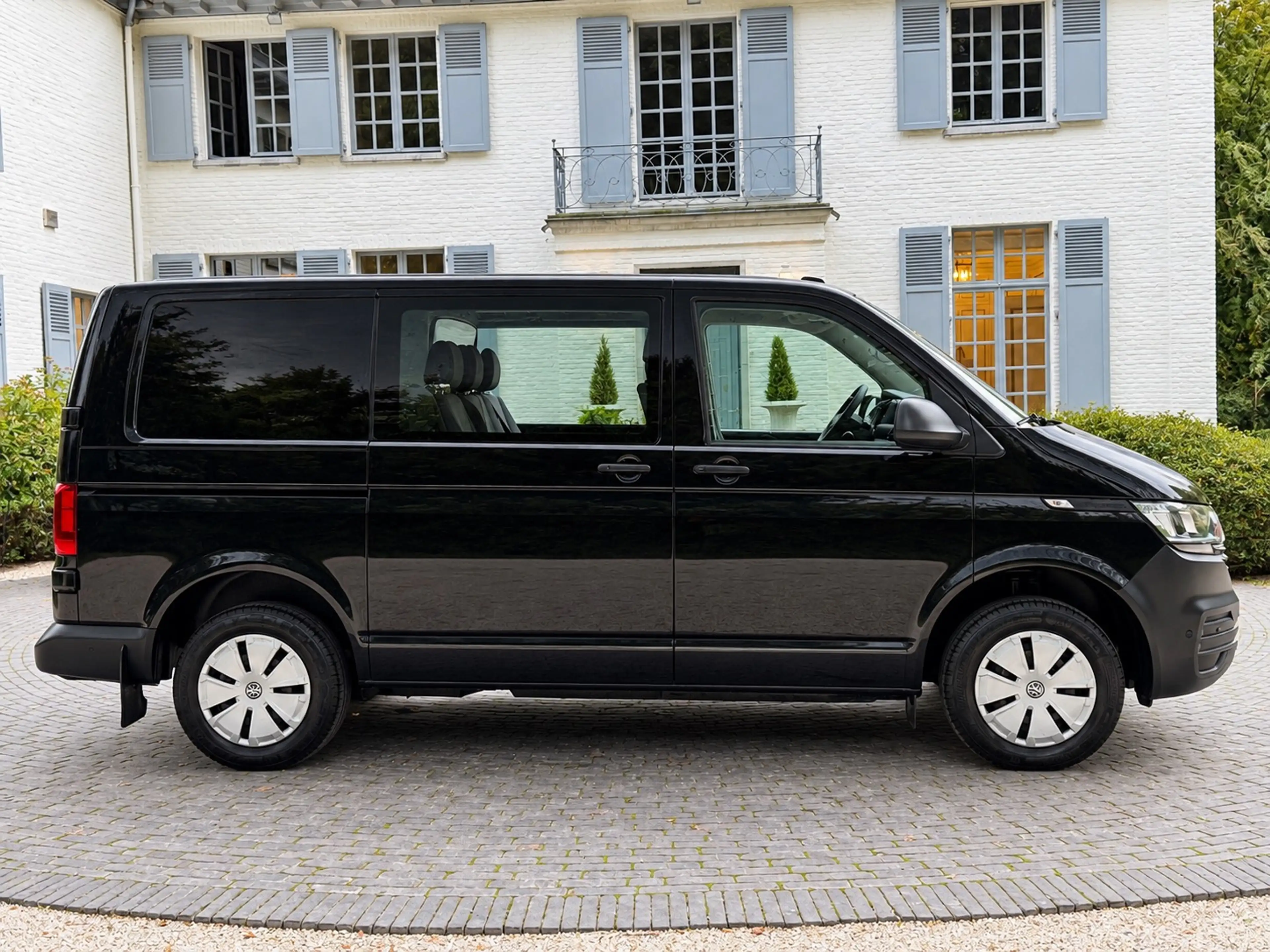 Volkswagen T6.1 Transporter 2.0 TDI • 150 PK • Dubbele Cabine • 5-Zit • Camera • PDC V+A • Airco — photo 11