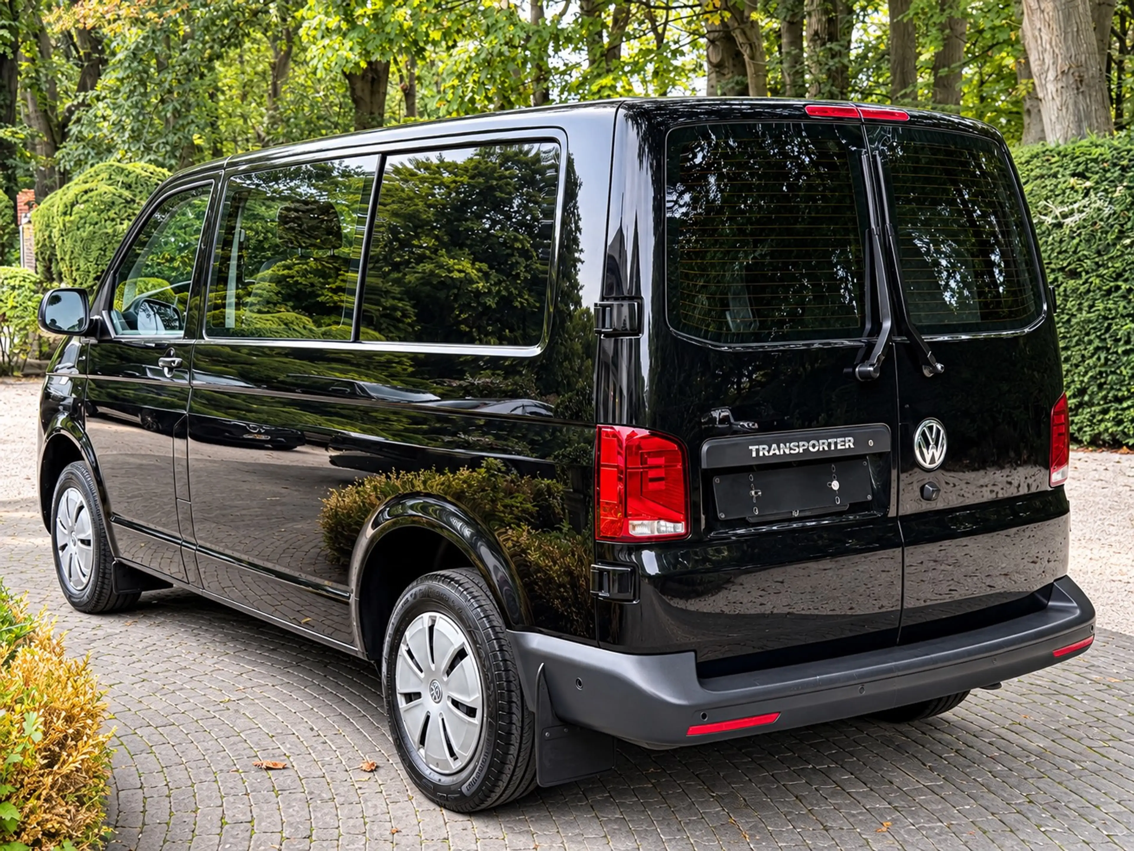 Volkswagen T6.1 Transporter 2.0 TDI • 150 PK • Dubbele Cabine • 5-Zit • Camera • PDC V+A • Airco — photo 6