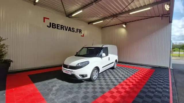 Fiat 1.6 MULTIJET 105 PRO LOUNGE