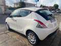 Lancia Ypsilon 1.3 Mjt 95CV 5posti Silver -PDC Posteriori Bianco - thumbnail 2