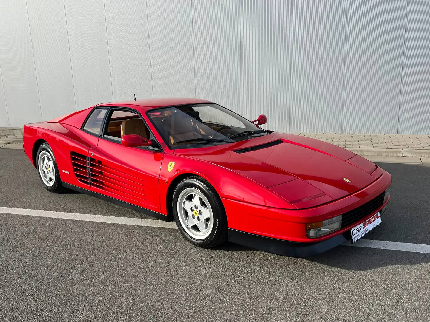 Ferrari Testarossa - Full history  !!!! - Rood - 1
