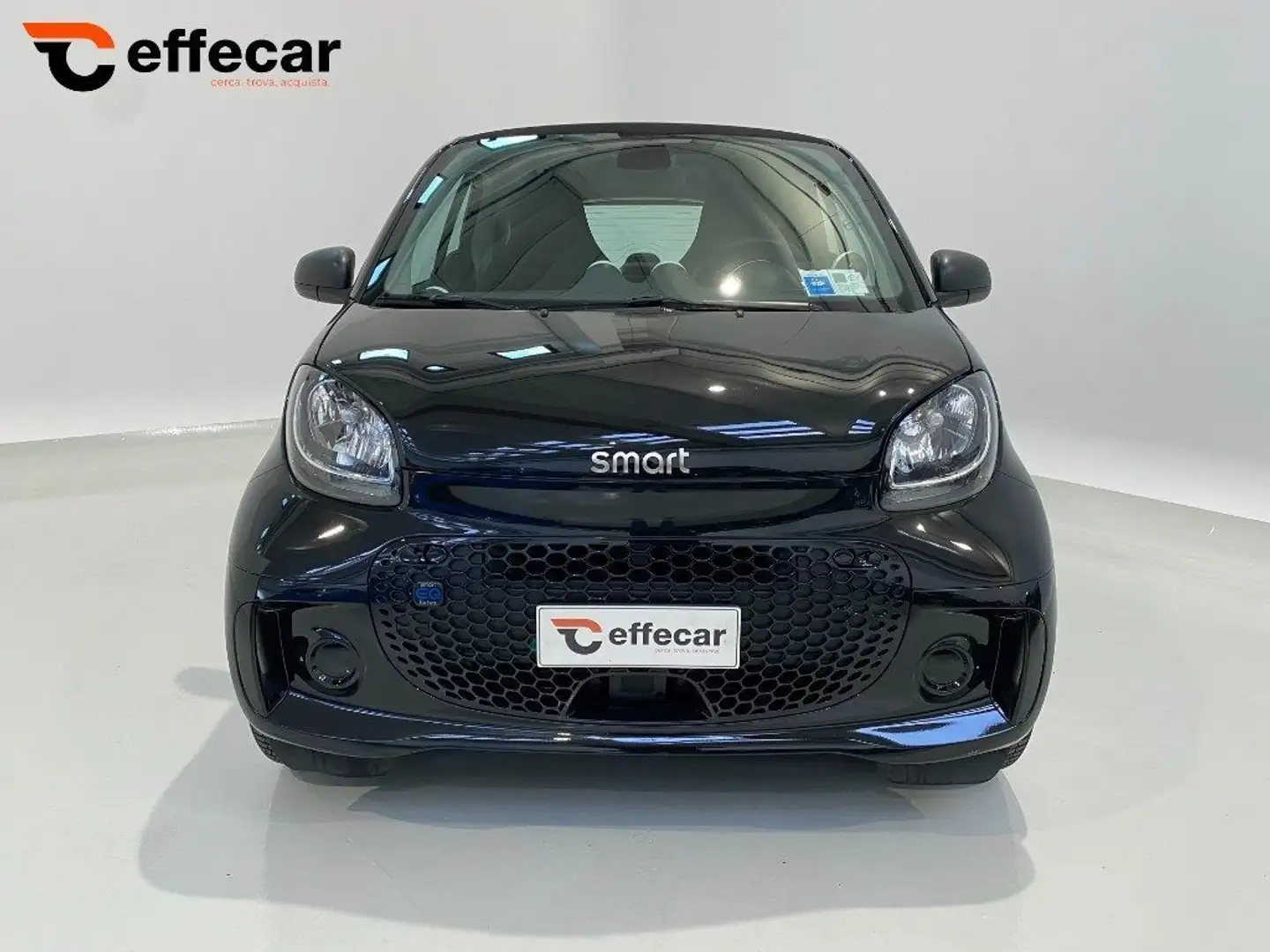 smart forTwo EQ Parisblue (22kW) Schwarz - 2