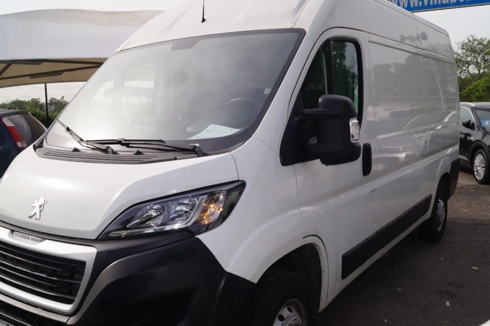 Peugeot Boxer 333 2.2 BlueHDi 120 S&S Furgone L2H2 Bianco - 2
