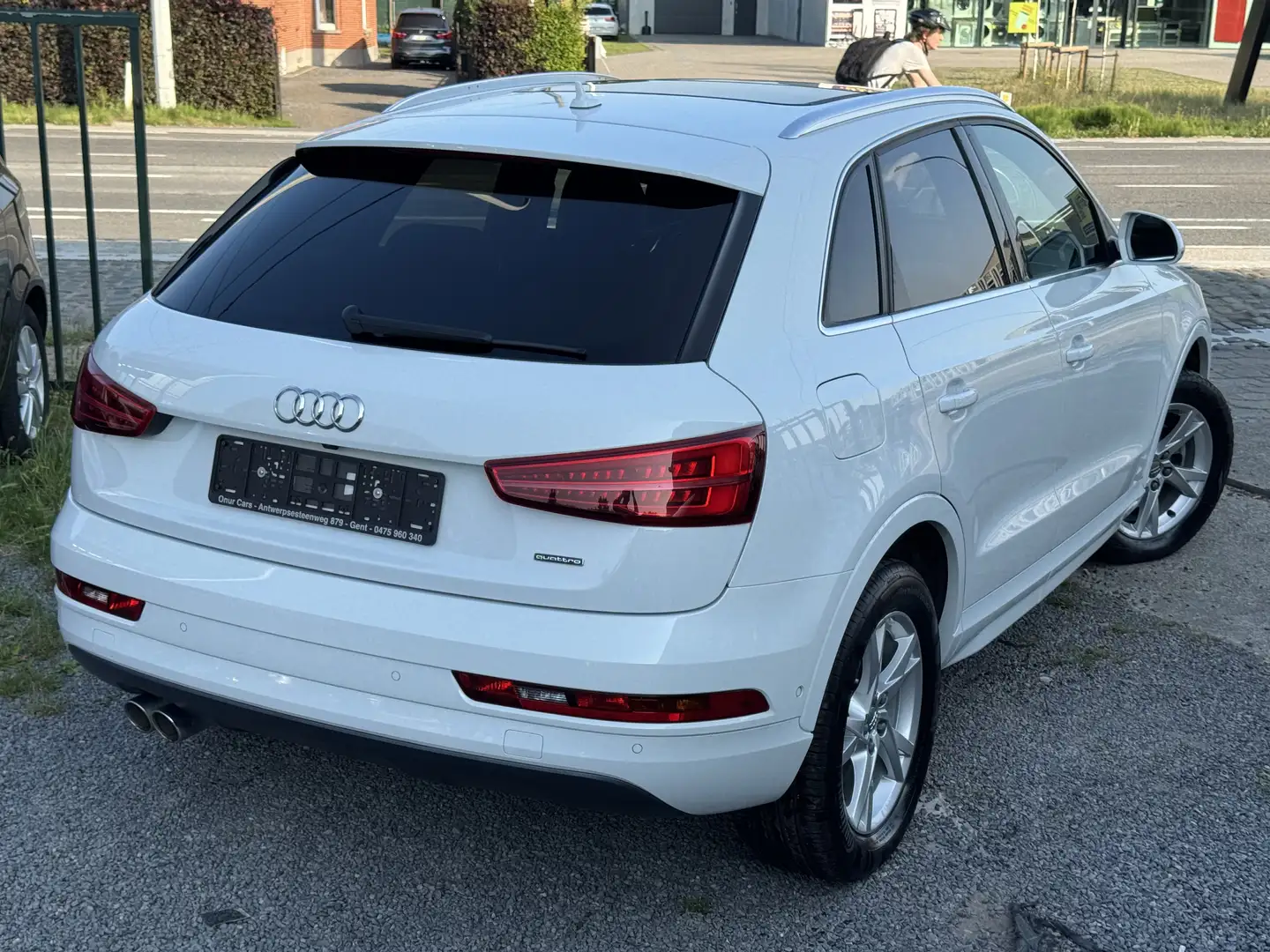 Audi Q3 2.0 TDI quattro design Blanc - 2