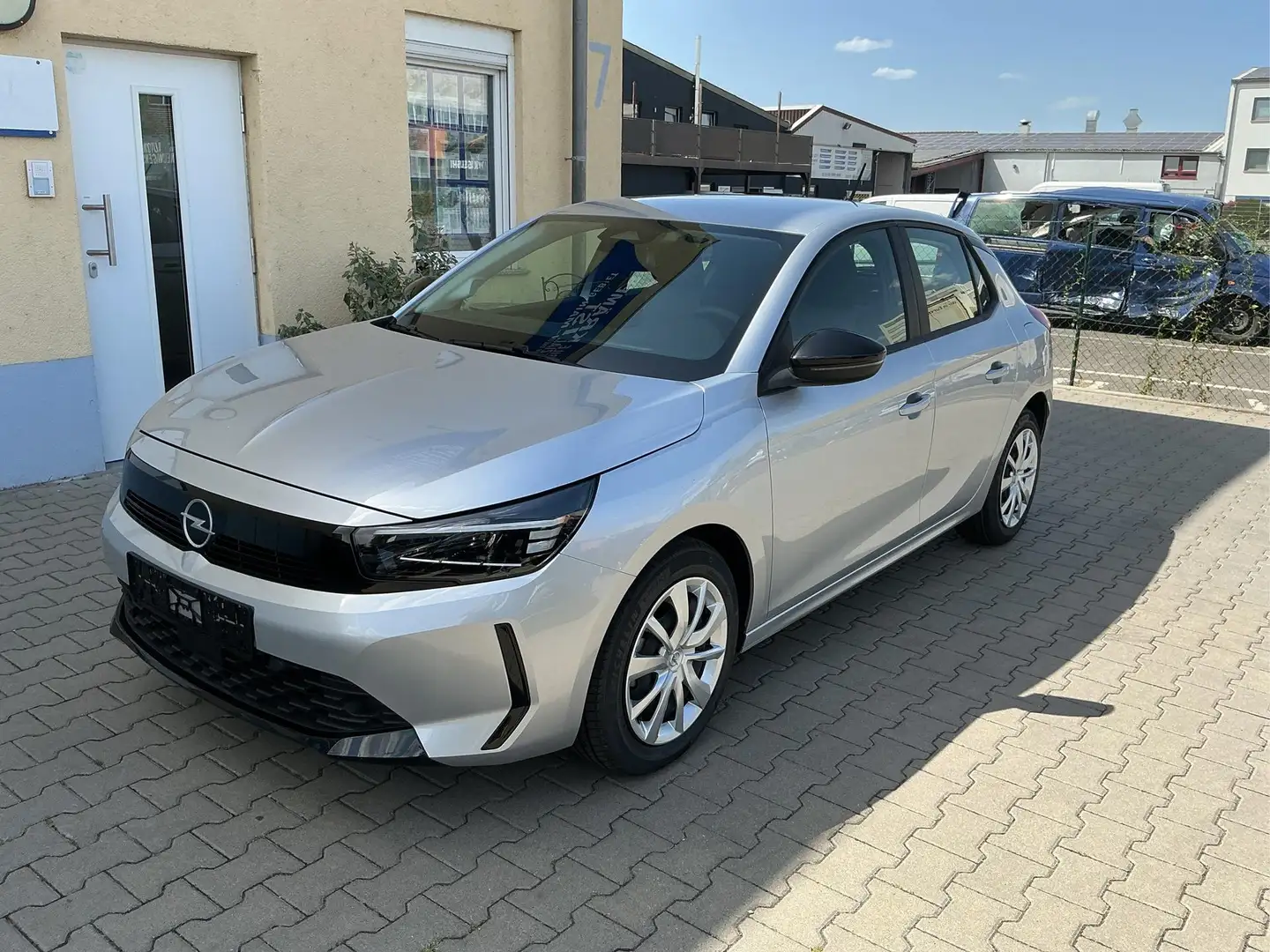 Opel Corsa Edition Klimaanlage Radio Sitzheizung vorn PDC ... Silber - 1