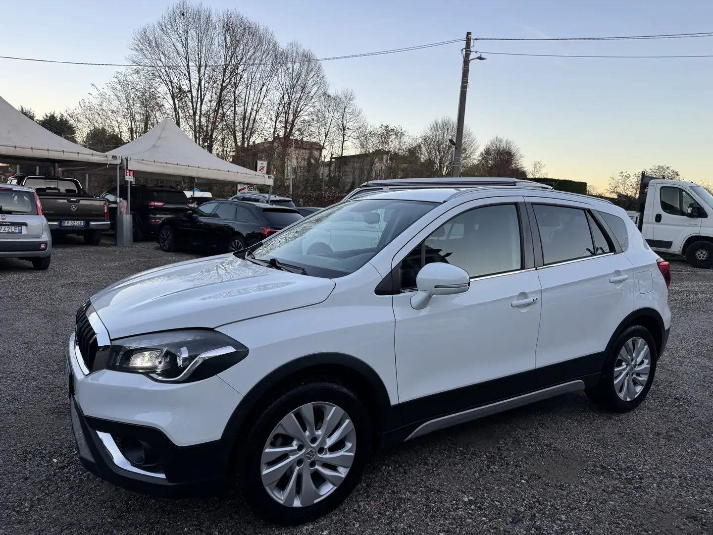 Suzuki S-Cross S-CROSS 1.6 DDIS COOL 4WD ALLGRIP Weiß - 2