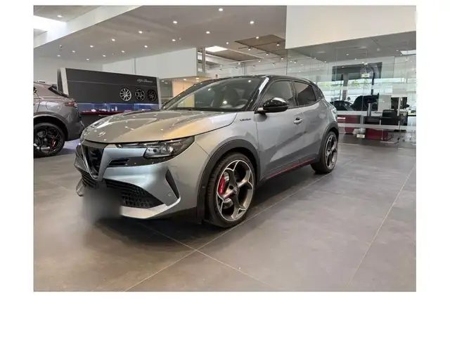 Alfa Romeo Junior