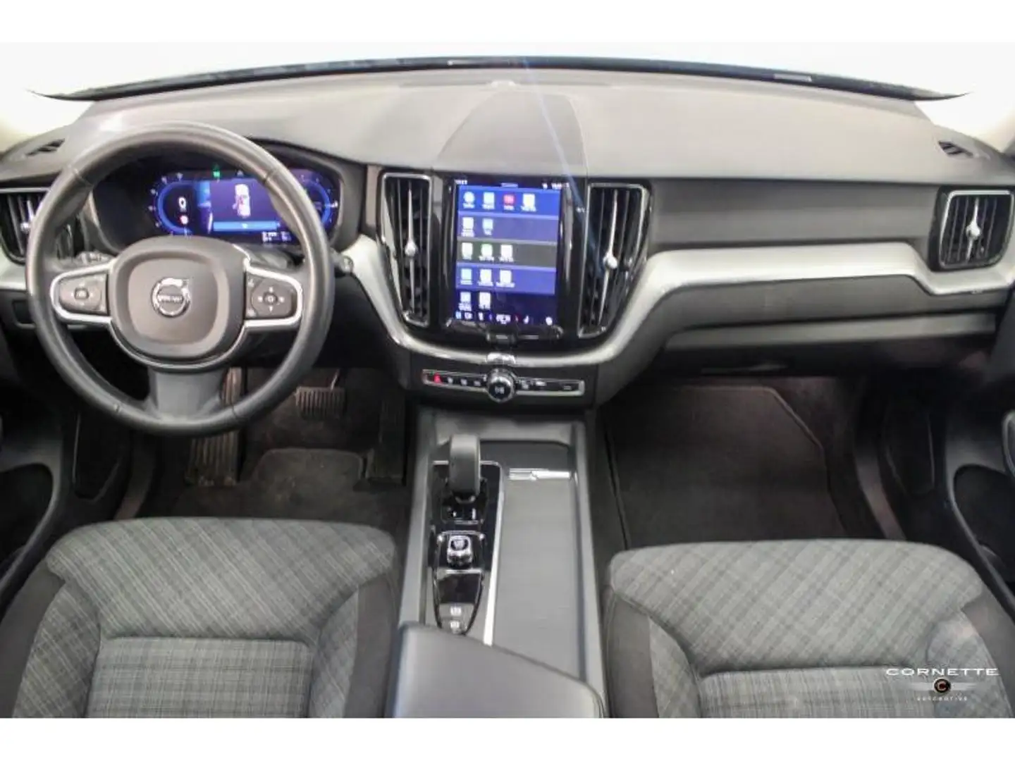 Volvo XC60 2.0 T6 PHEV CORE AUTO 4WD ZETELVERWARMING, CARPLAY Grijs - 2