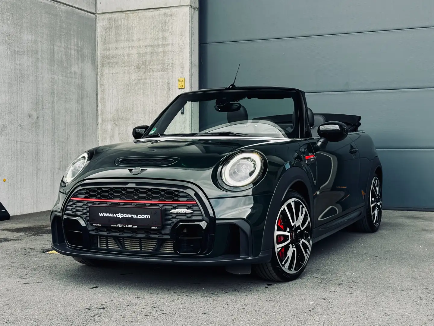 MINI John Cooper Works Cabrio JCW ADAPTIVE SUSPENSION - LED - SHADOW PACK - Vert - 2