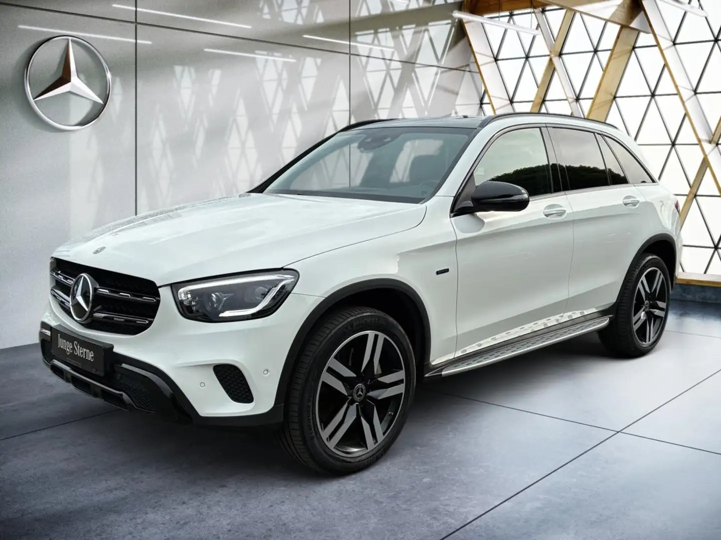 Mercedes-Benz GLC 300 e 4MATIC Night*AHK*Pano*Distro*Easy-Pack Blanc - 2