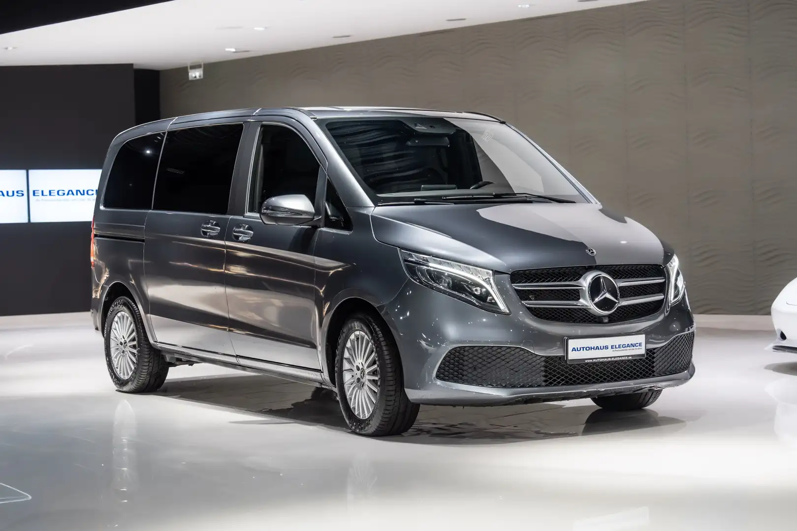 Mercedes-Benz V 300 *SPORT-EXTERIEUR*BlueEfficiency*LED*COMAND Gris - 2