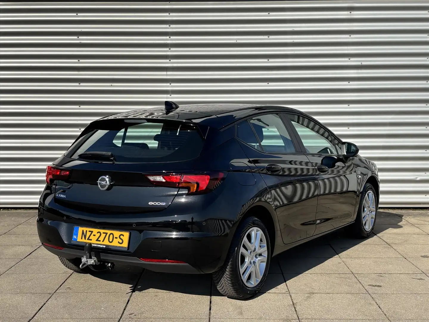 Opel Astra 1.0 Turbo 105pk Automaat Easytronic Online Edition Zwart - 2