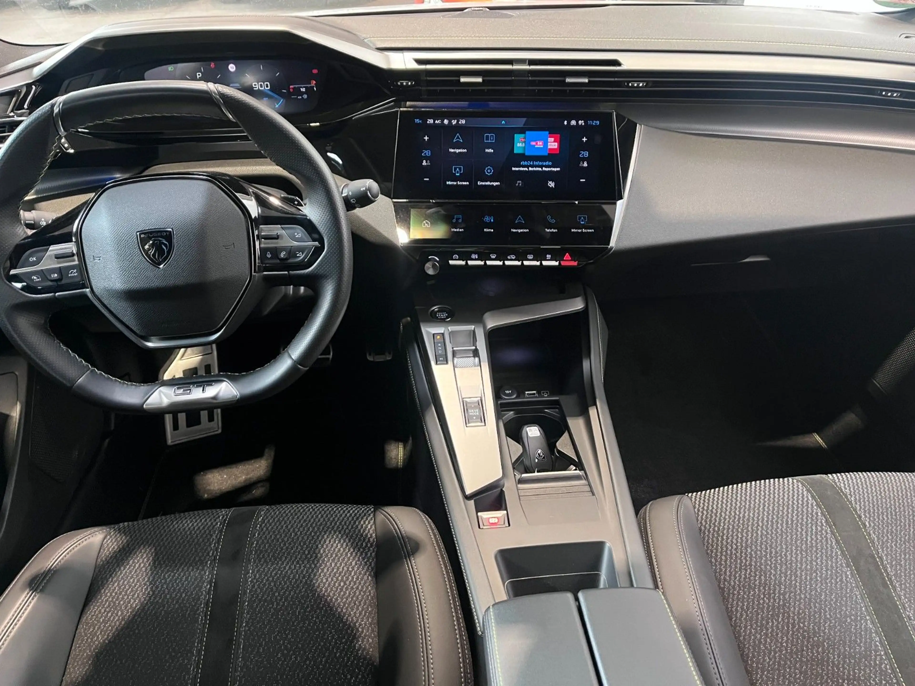 Peugeot 308 GT  1.2 *Automatik* — photo 11