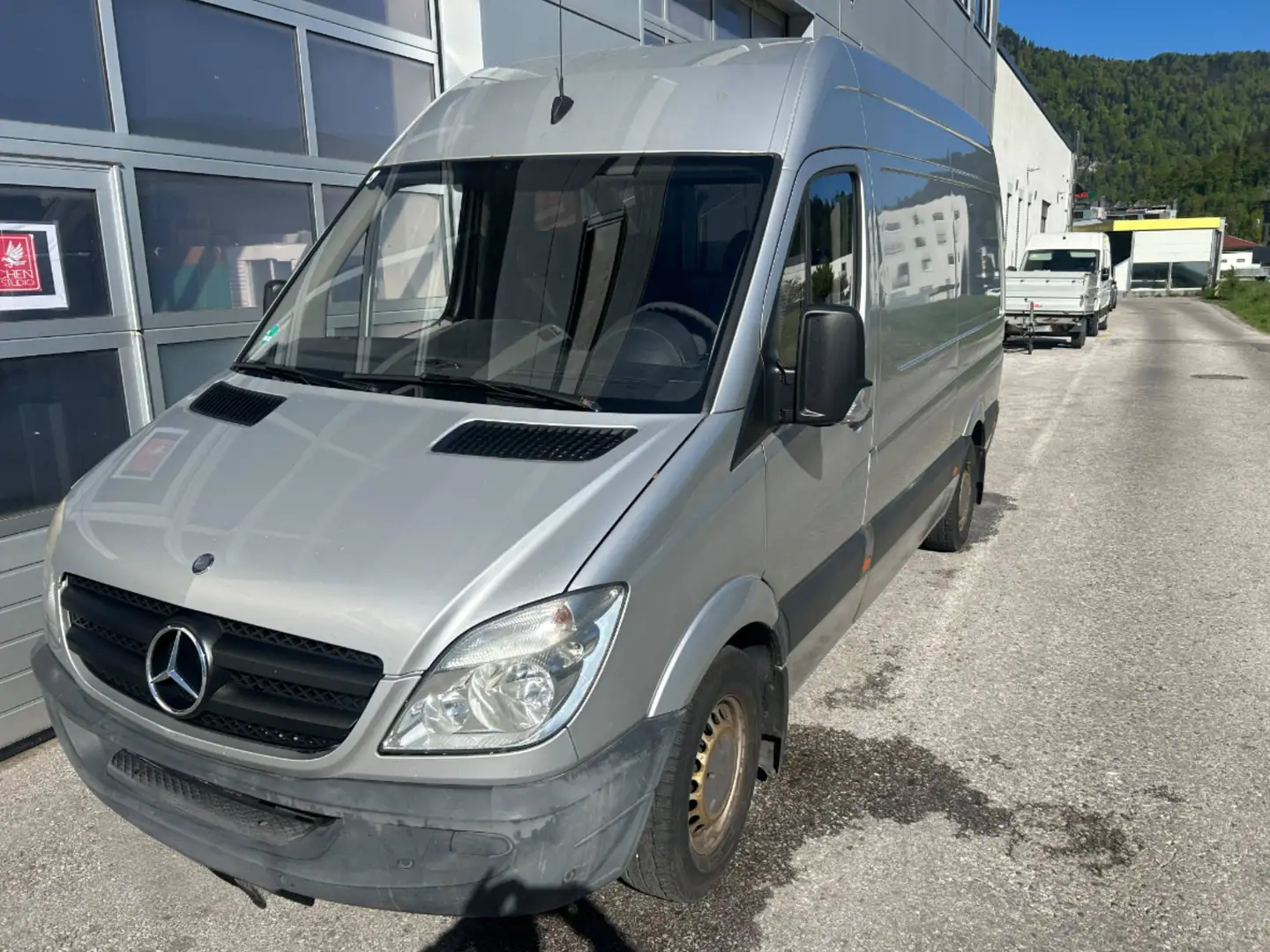 Mercedes-Benz Sprinter Sprinter 213 CDI KA 4x2 Silber - 2