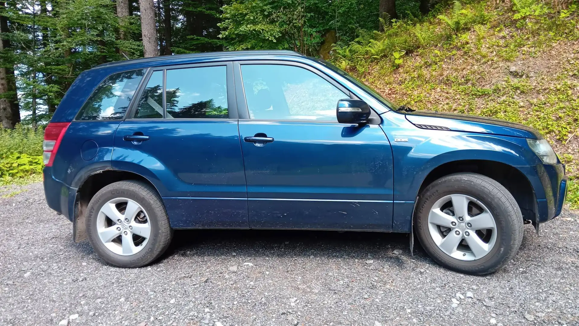 Suzuki Grand Vitara Grand Vitara 1,9 VX-E Special DDiS VX-E Special Blau - 2