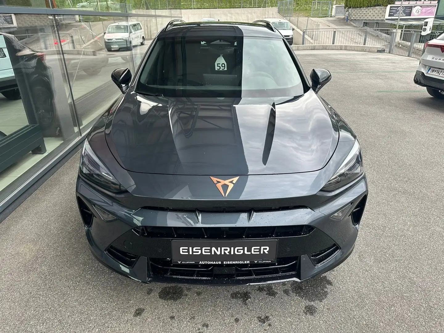 CUPRA Formentor 2.0 TSI 204 PS DSG 4Drive Grau - 2