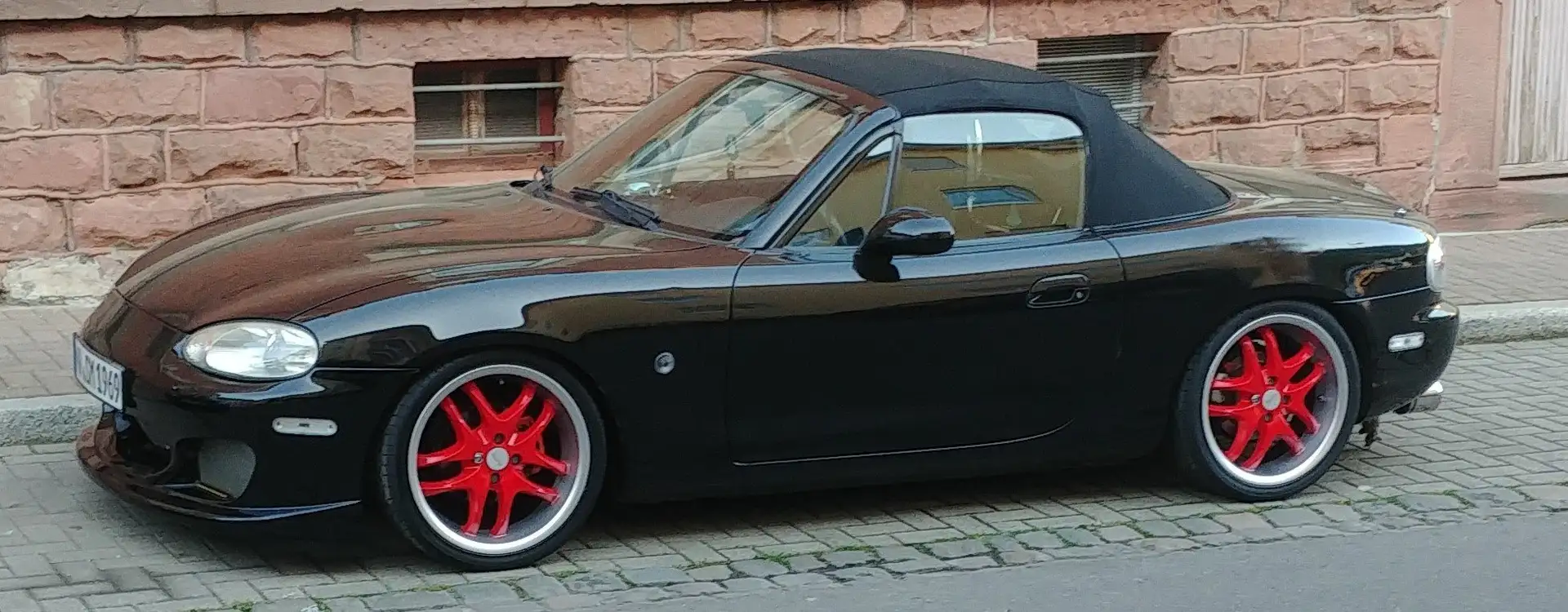 Mazda MX-5 Noir - 2