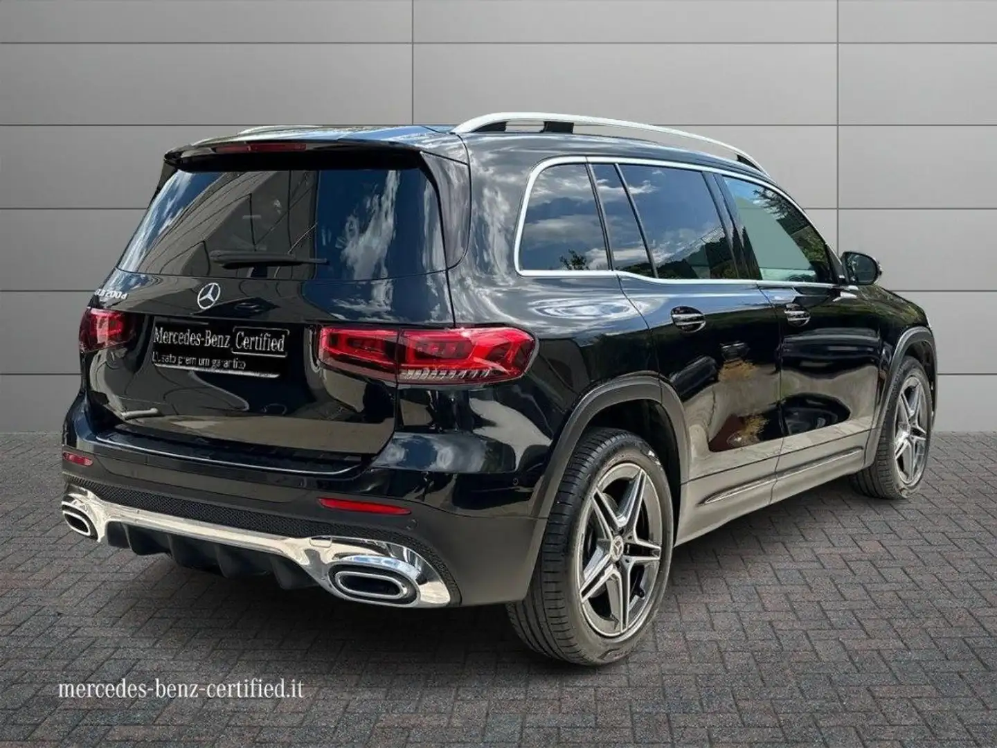 Mercedes-Benz GLB 200 d Automatic Premium Чорний - 2