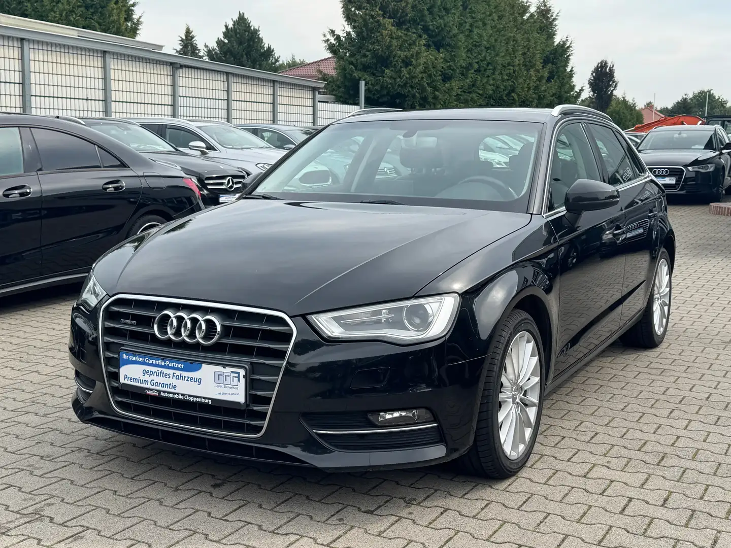 Audi A3 2.0 TDI ambiente quattro Schwarz - 1