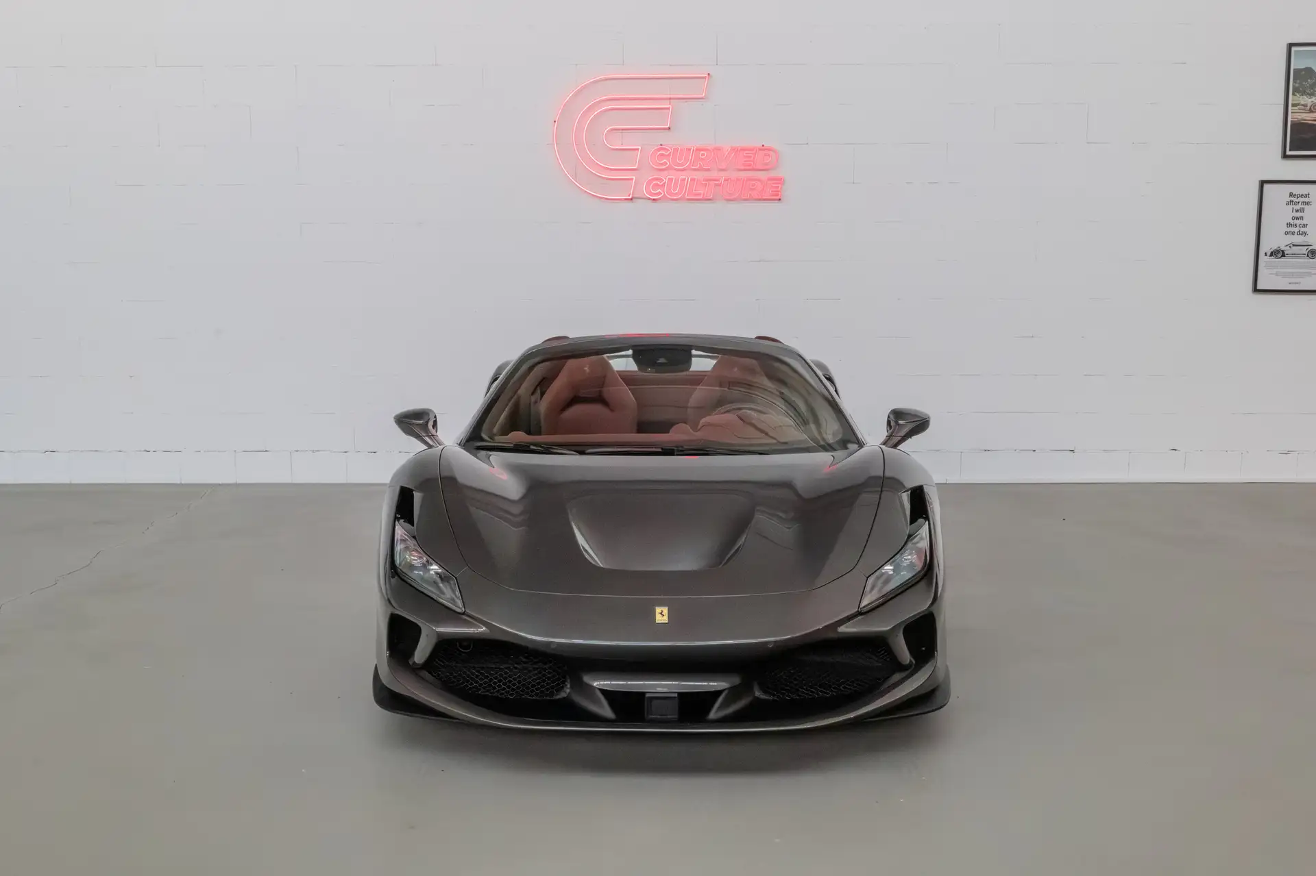 페라리 F8 Spider 2021 건메탈 사진 7