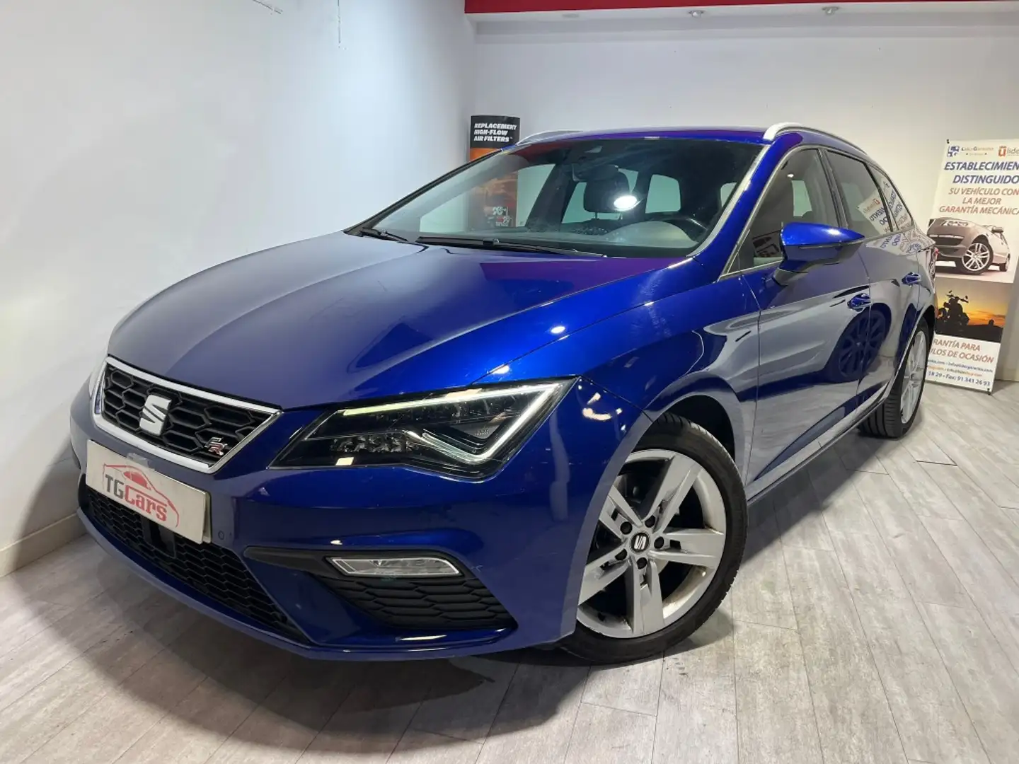 SEAT Leon ST 2.0TDI CR S&S FR Fast Edition DSG7 150 Bleu - 2