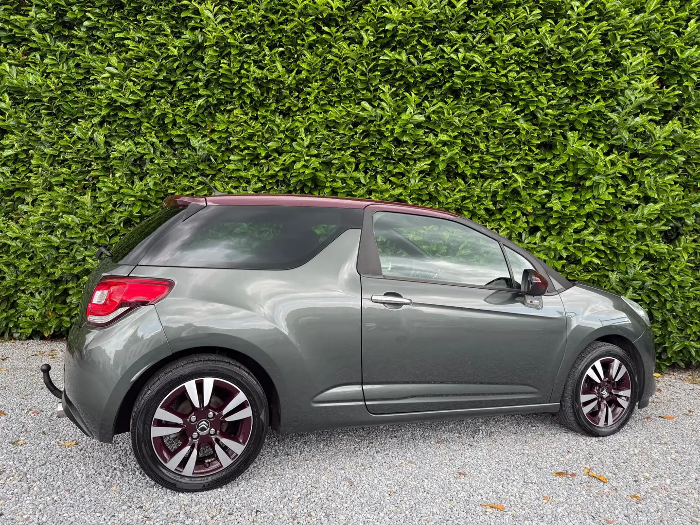 Citroen DS3 1.6 So Chic| NWE APK | AIRCO | CRUISE | TREKHAAK Grijs - 2