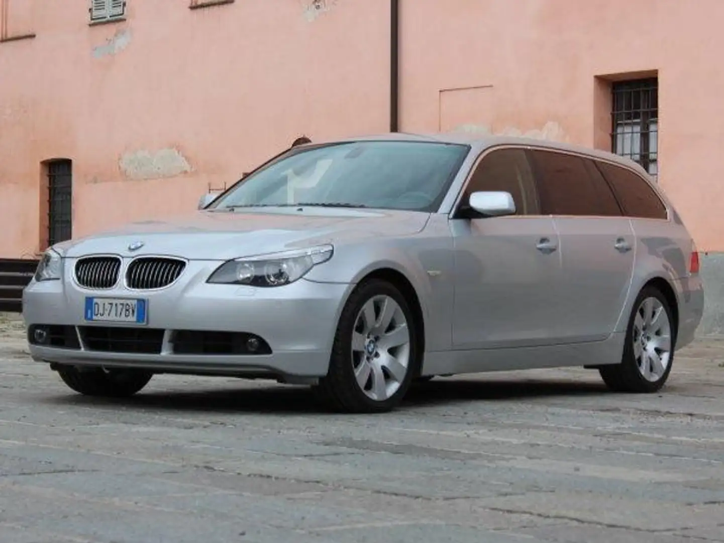 BMW 530 D SW 231CV DA AMATORE FULL OPTIONALS PELLE DAKOTA Silber - 1