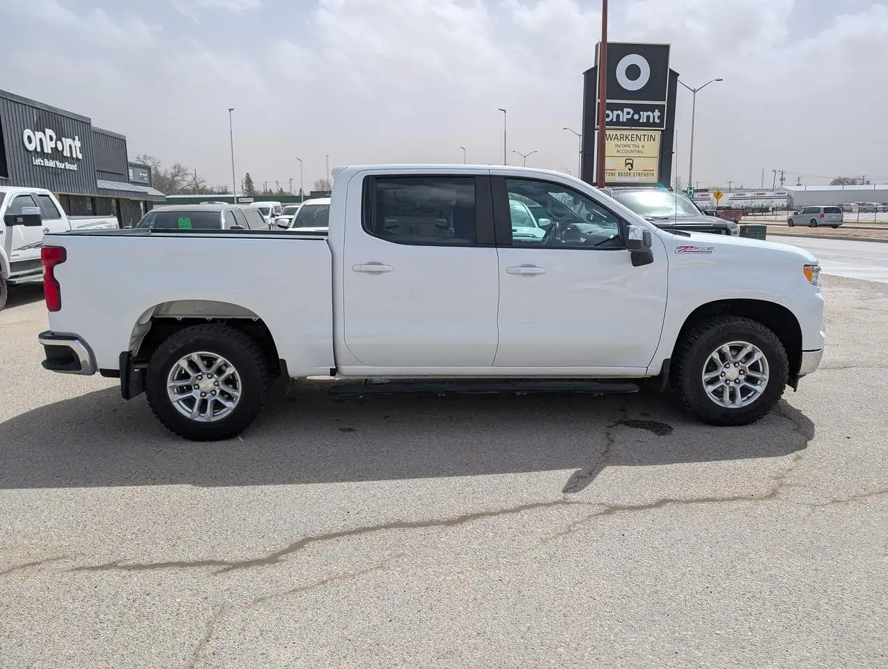 Chevrolet Silverado 1500 снимка Chevrolet Silverado 1500