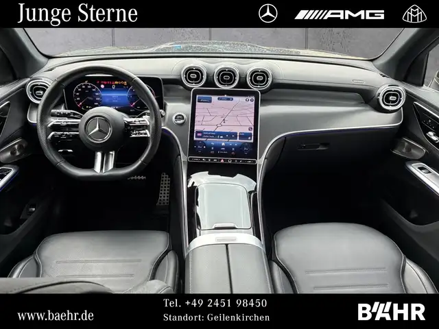 Mercedes-Benz GLC view 4