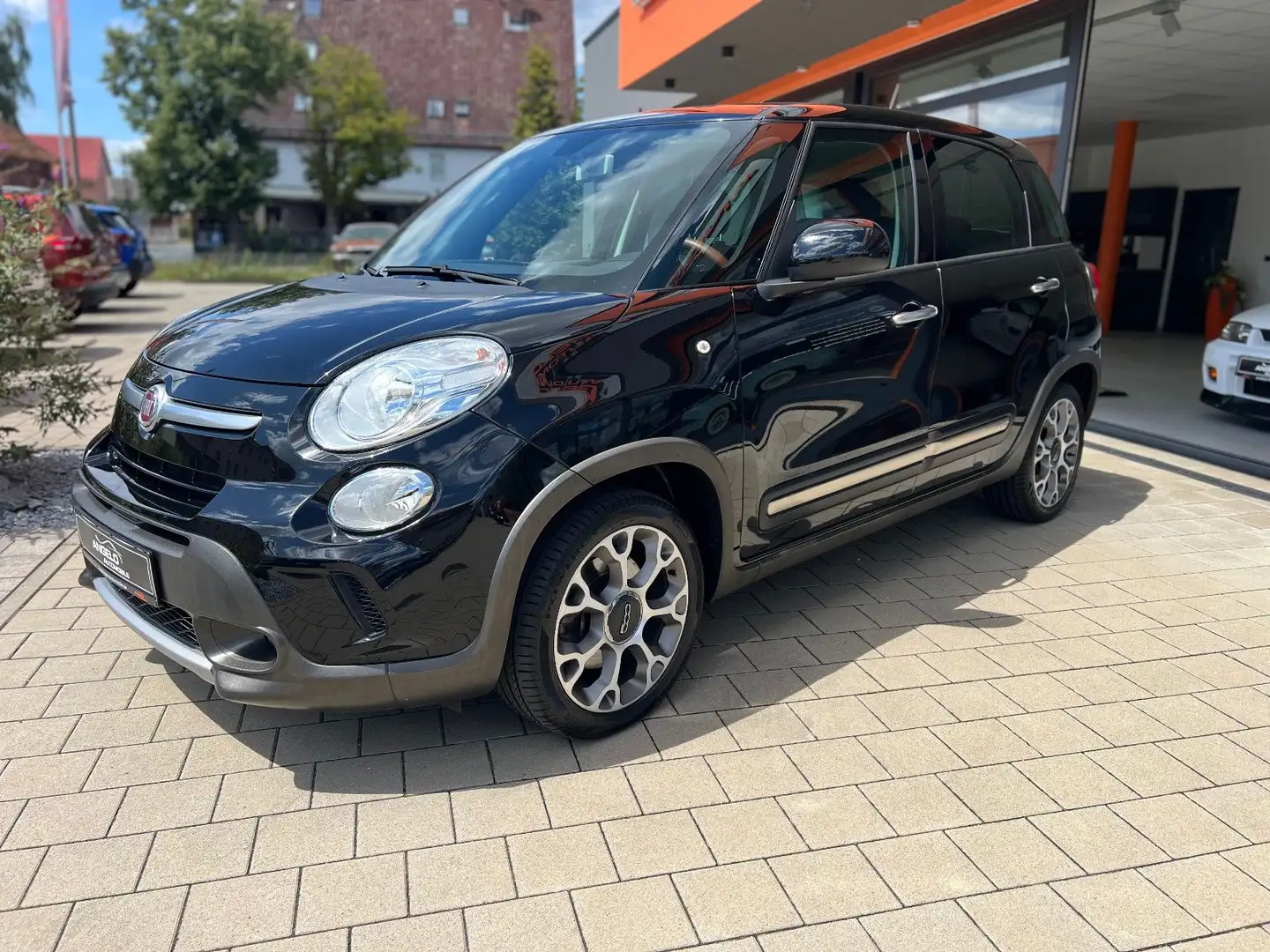 Fiat 500L 1,4 Trekking*Navi*Kamera*Zahnriemen Neu * Negro - 1