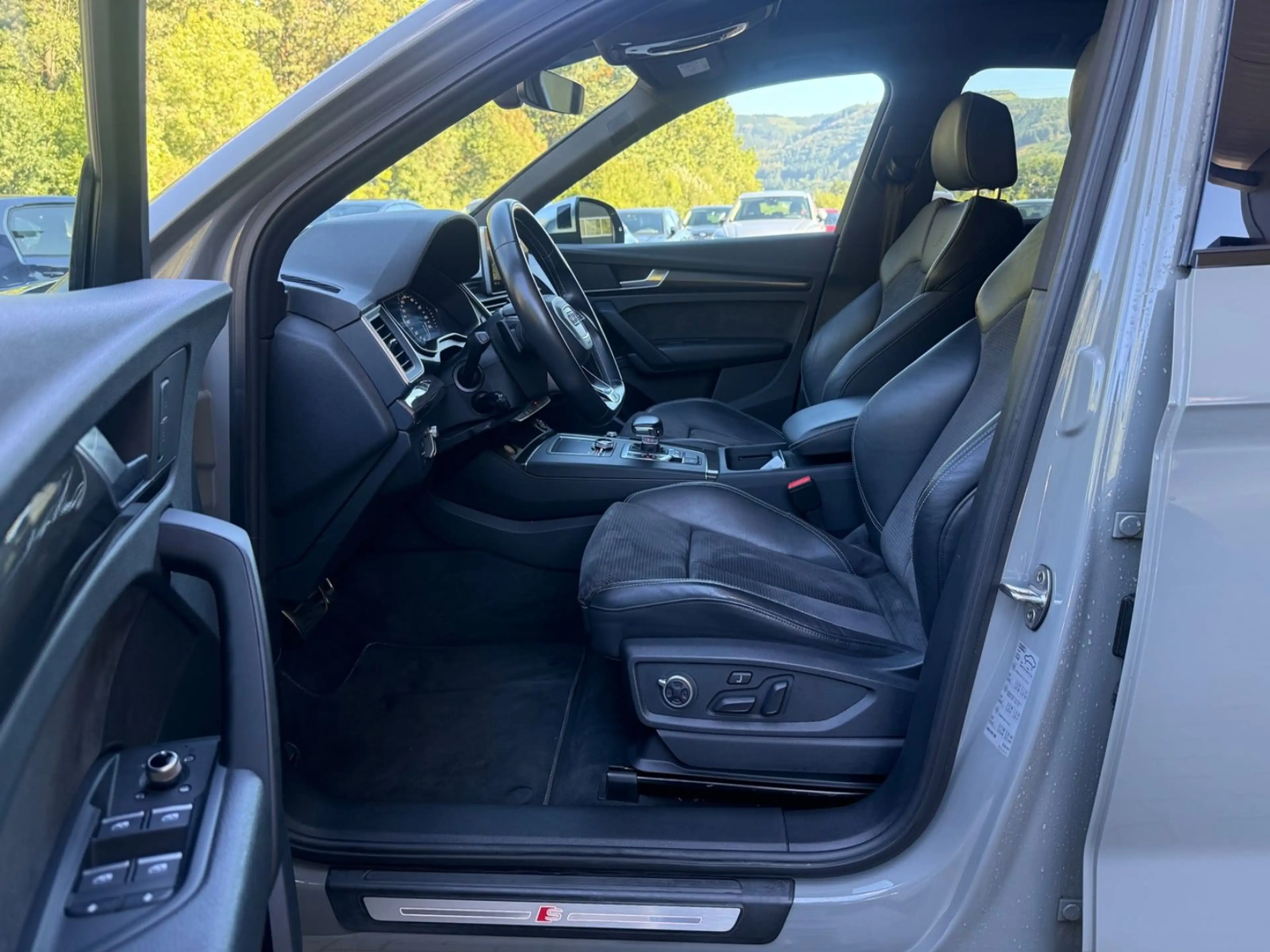 Audi SQ5 3.0 TDI quattro *ACC *LED *Kamera *AppleCarP — photo 9