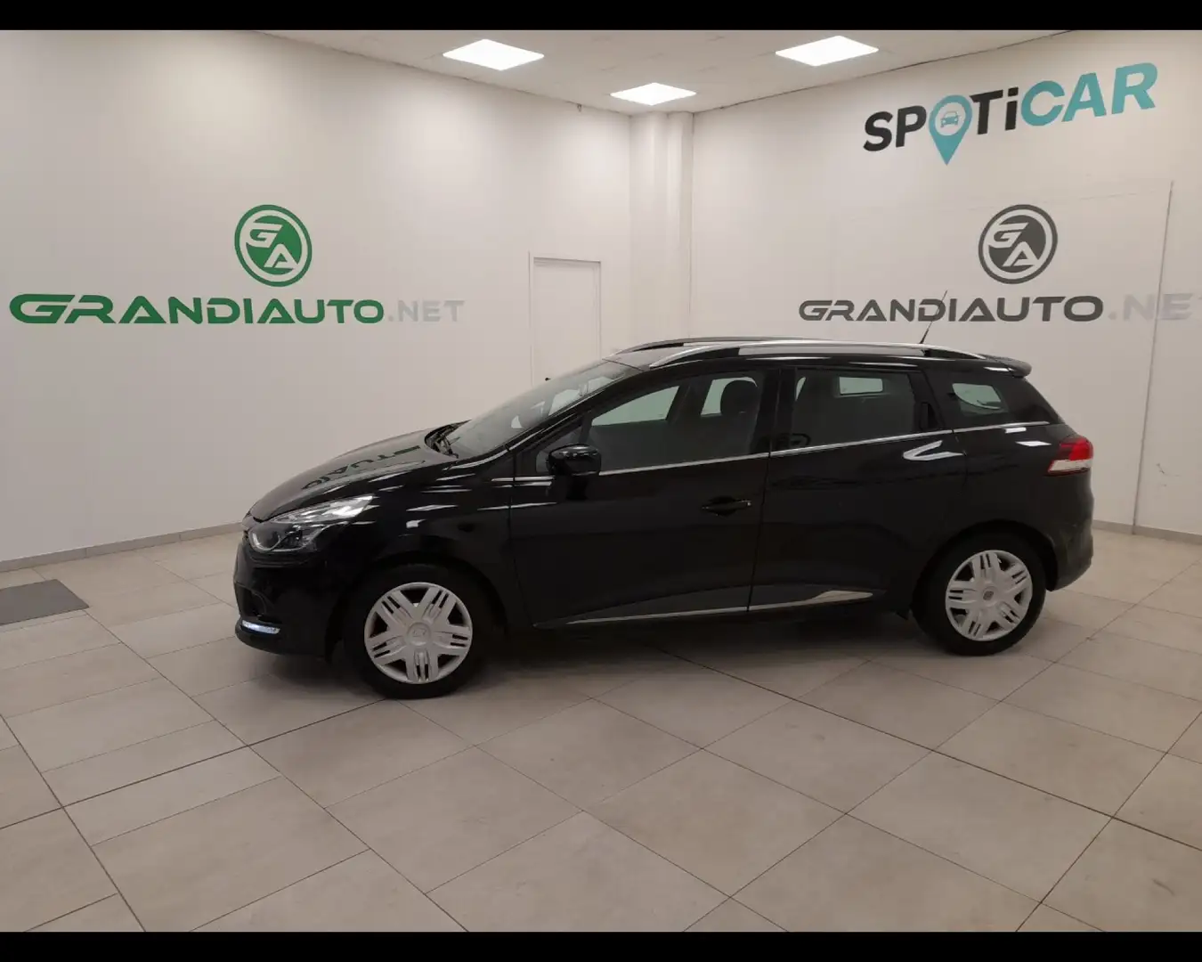 Renault Clio IV - Sporter 1.5 dci energy Intens 90cv Noir - 2