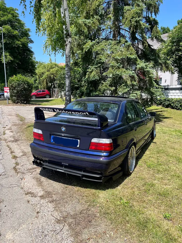 BMW 320i, foto 3
