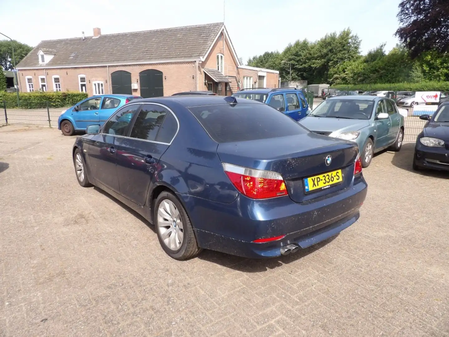 BMW 520I automaat - EXPORT/HANDEL- LEES TEKST!! Azul - 2